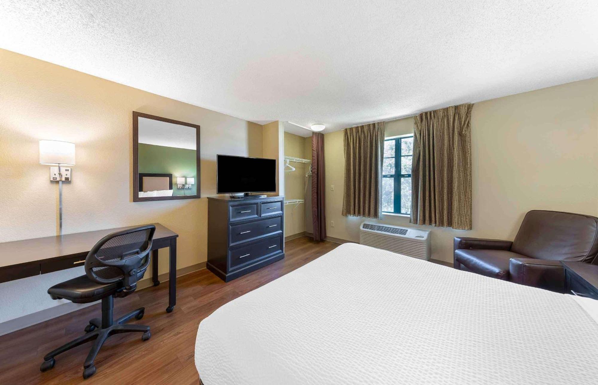 Extended Stay America Select Suites - Charleston - Airport Север Чарлстон Экстерьер фото